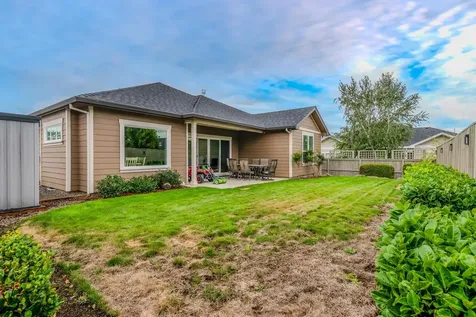 327 Kansas Drive Medford OR 97504