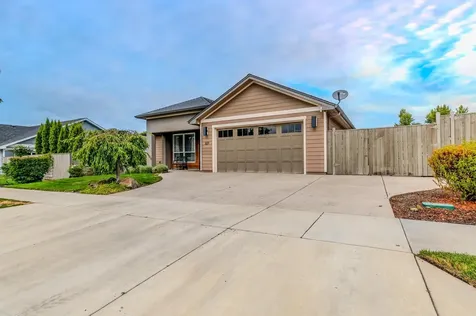 327 Kansas Drive Medford OR 97504
