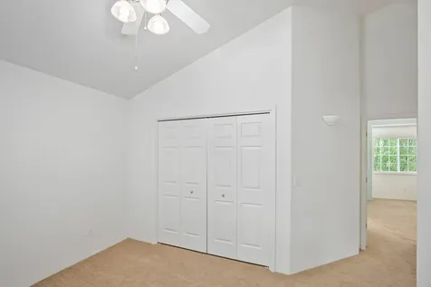 906 Mary Jane Avenue Ashland OR 97520