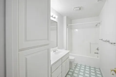 906 Mary Jane Avenue Ashland OR 97520