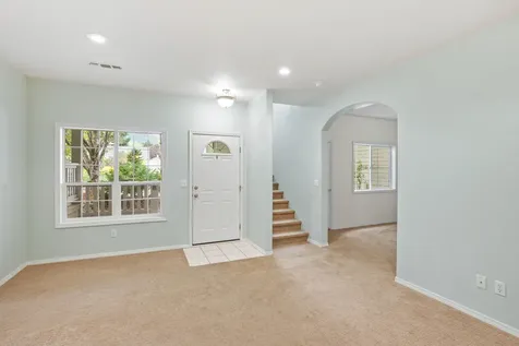 906 Mary Jane Avenue Ashland OR 97520