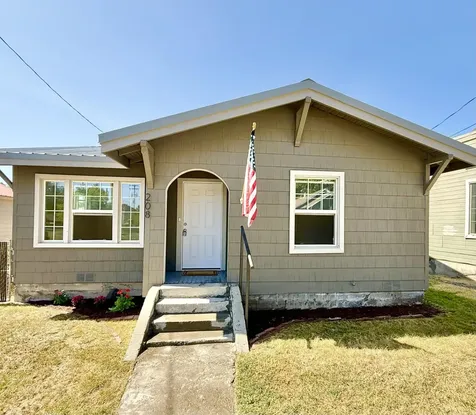 208 Mortimer Street Klamath Falls OR 97601