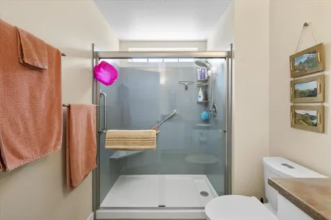 384 Glenn Street Ashland OR 97520