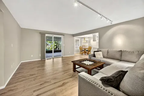 121 Meadow View Drive Phoenix OR 97535