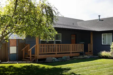 1944 NW Quince Avenue Redmond OR 97756
