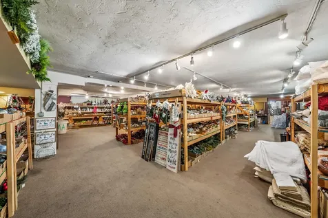 114 W Main Street Medford OR 97501