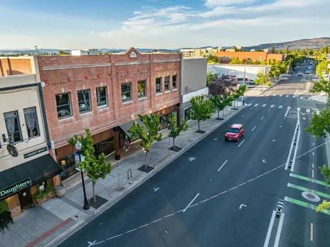 114 W Main Street Medford OR 97501