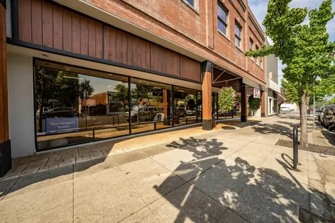 114 W Main Street Medford OR 97501