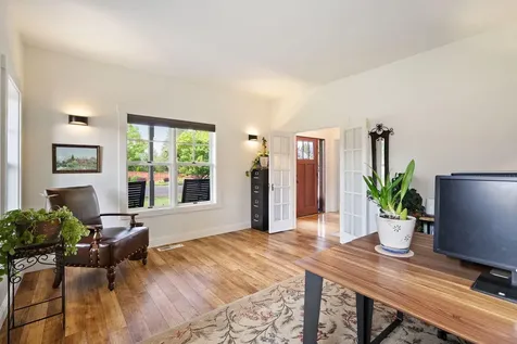 61270 Crescent Court Bend OR 97702