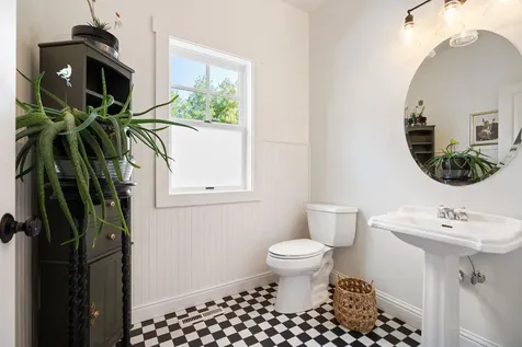 61270 Crescent Court Bend OR 97702