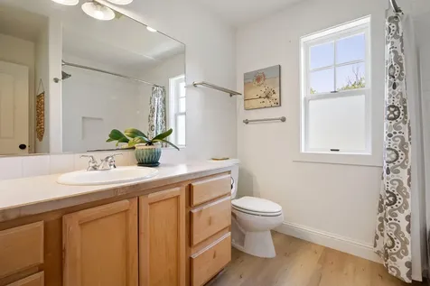 61270 Crescent Court Bend OR 97702