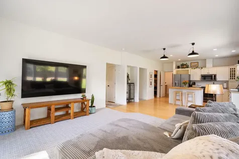 61270 Crescent Court Bend OR 97702