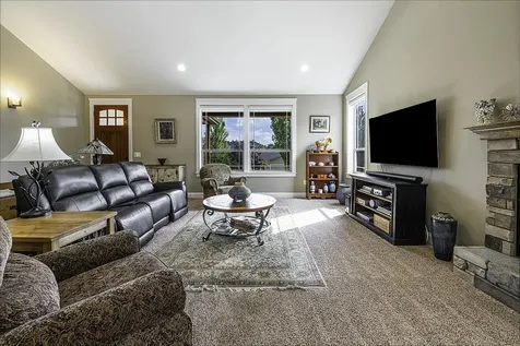4409 Vista Pointe Drive Medford OR 97504