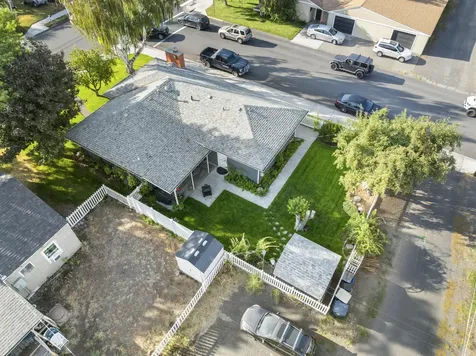 1106 SW 15th Street Redmond OR 97756