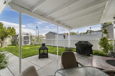 1106 SW 15th Street Redmond OR 97756