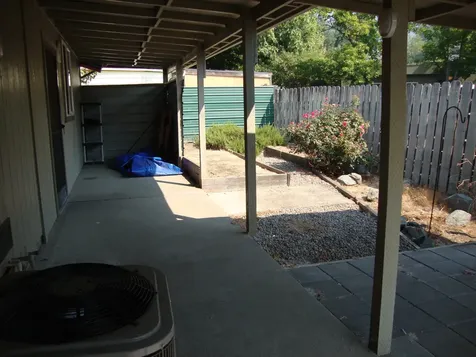 1405 NE Laura Court Grants Pass OR 97526