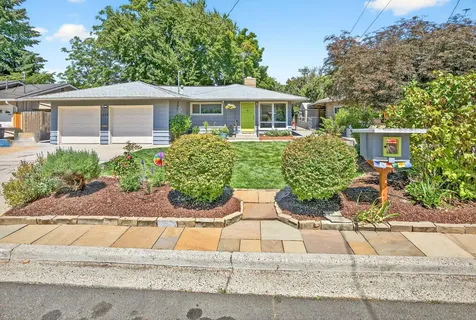 1225 Fortune Drive Medford OR 97504