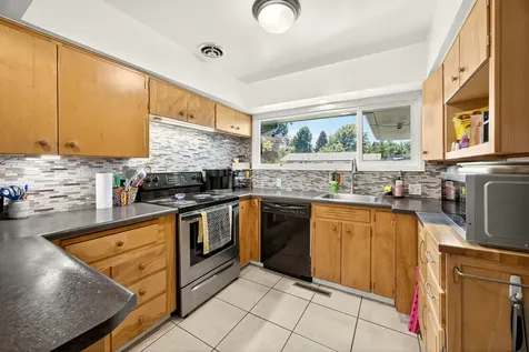 1225 Fortune Drive Medford OR 97504