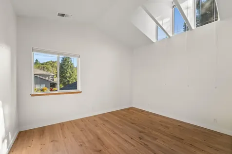 2160 NW Crown Street Grants Pass OR 97526