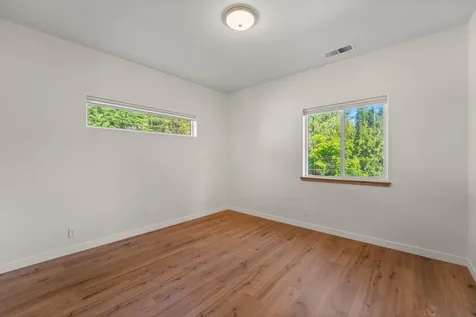 2160 NW Crown Street Grants Pass OR 97526