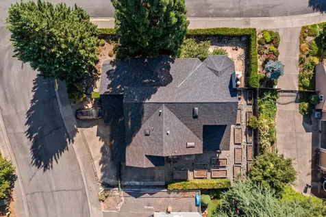 2160 NW Crown Street Grants Pass OR 97526