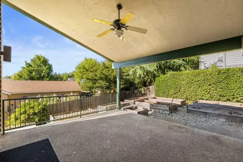 2160 NW Crown Street Grants Pass OR 97526