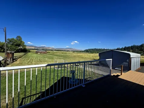 1390 Lakeshore Drive Klamath Falls OR 97601