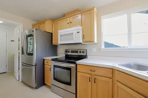 835 NE Nickernut Avenue Redmond OR 97756