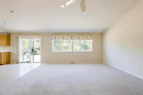 835 NE Nickernut Avenue Redmond OR 97756