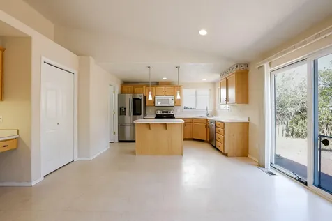 835 NE Nickernut Avenue Redmond OR 97756