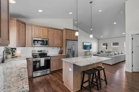 16528 Pine Creek Drive La Pine OR 97739
