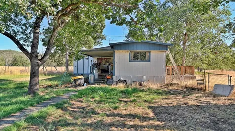 1300 Worthington Road Eagle Point OR 97524