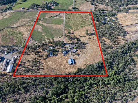1300 Worthington Road Eagle Point OR 97524