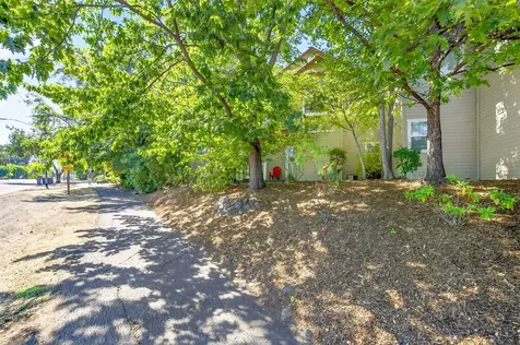 2130 Siskiyou Boulevard Ashland OR 97520