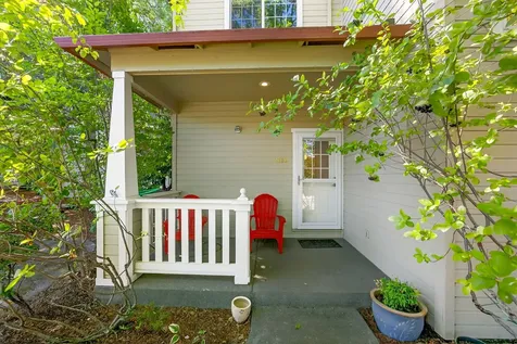 2130 Siskiyou Boulevard Ashland OR 97520