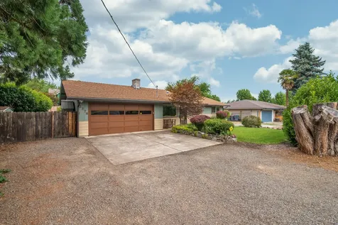 2378 Happy Valley Drive Medford OR 97501