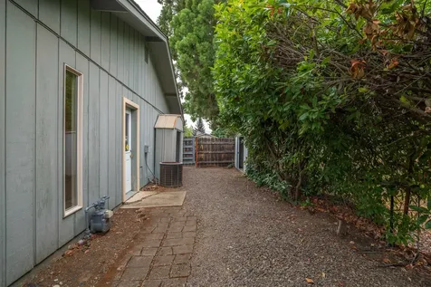 2378 Happy Valley Drive Medford OR 97501