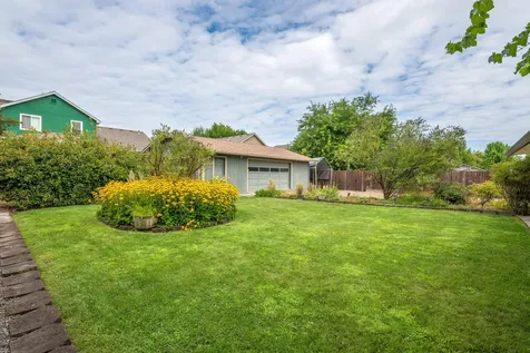 2378 Happy Valley Drive Medford OR 97501