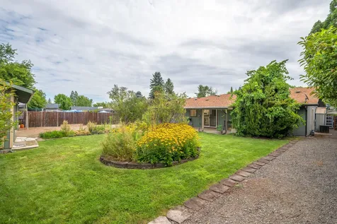 2378 Happy Valley Drive Medford OR 97501