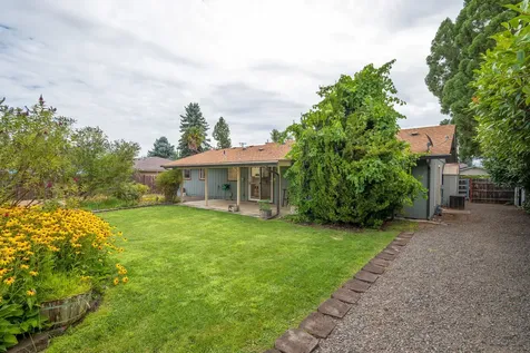 2378 Happy Valley Drive Medford OR 97501
