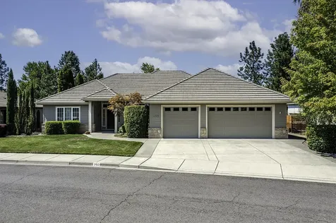 250 Briarwood Lane Medford OR 97504