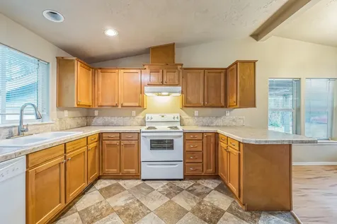 326 SE 118th Street South Beach OR 97366