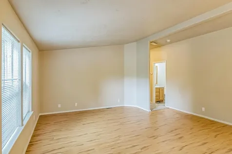 326 SE 118th Street South Beach OR 97366