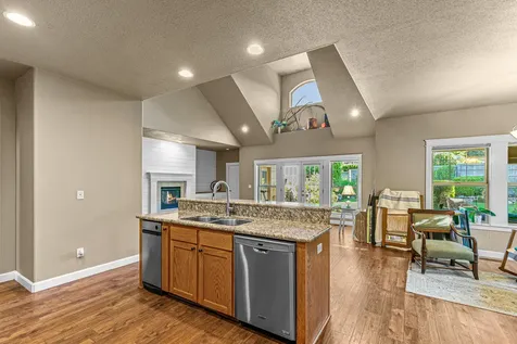 3909 Crystal Springs Drive Medford OR 97504