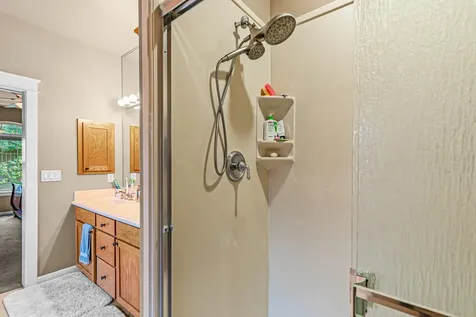 3909 Crystal Springs Drive Medford OR 97504