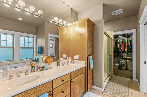 3909 Crystal Springs Drive Medford OR 97504