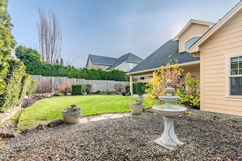3909 Crystal Springs Drive Medford OR 97504