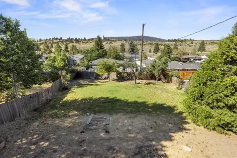 1956 N Eldorado Avenue Klamath Falls OR 97601