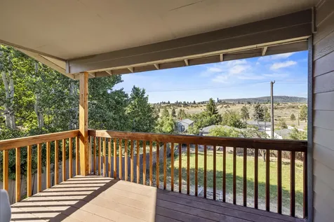 1956 N Eldorado Avenue Klamath Falls OR 97601