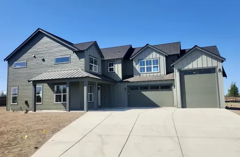 4317 SW Reindeer Avenue Redmond OR 97756